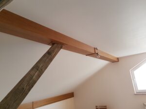 Zabudowa legarów podsufitowych